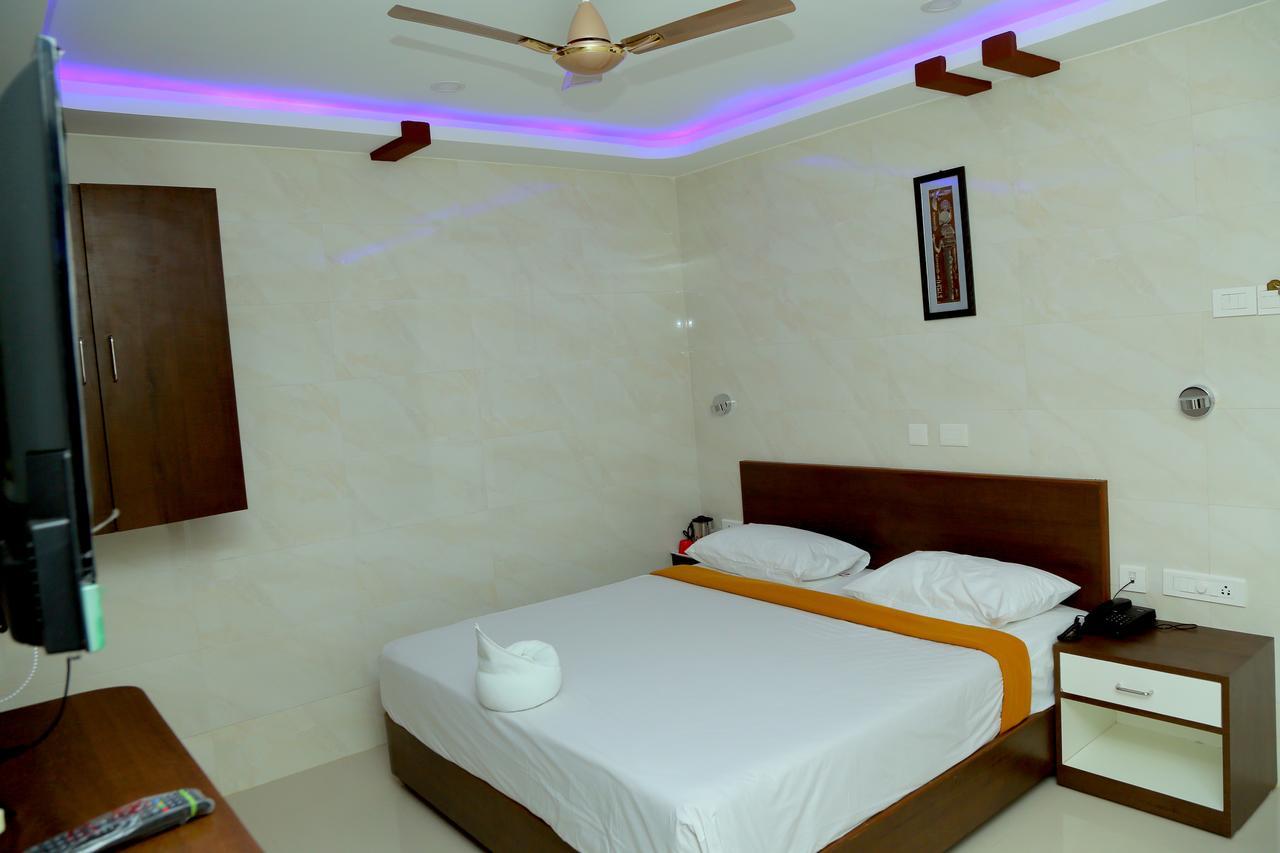 Sri Maharaja Residency Otel Tiruchirappalli Dış mekan fotoğraf