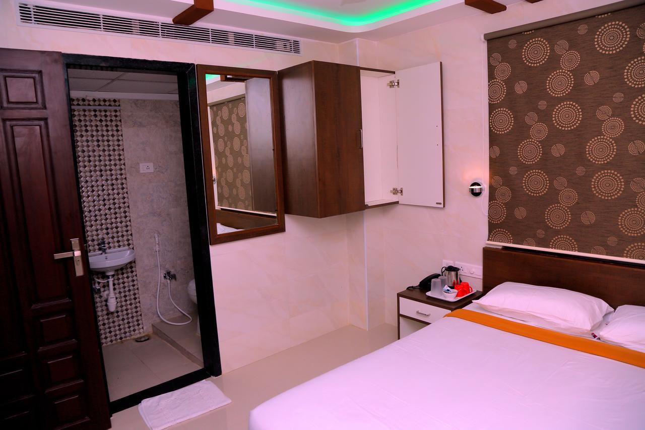 Sri Maharaja Residency Otel Tiruchirappalli Dış mekan fotoğraf